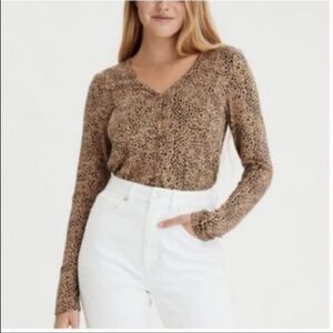 AE Soft & Sexy Crop cheetah print Button Up Blouse with Ruffles Size XL